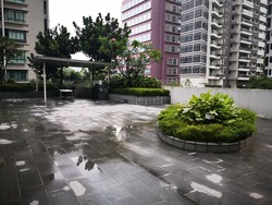 Vista Residences (D12), Condominium #170116982